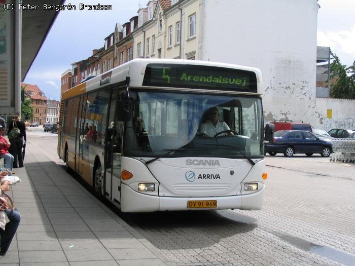 Arriva 8380, Torvet