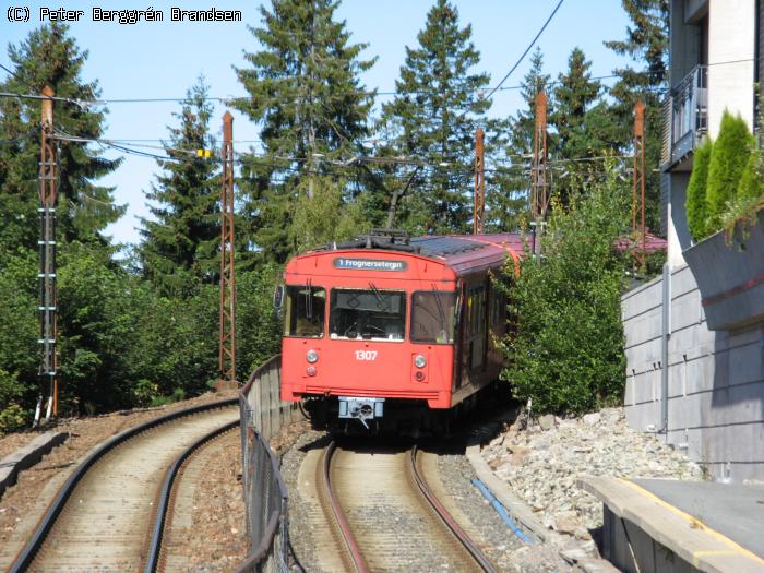 Oslo T-banedrift 1307, Holmenkollen - Linie 1