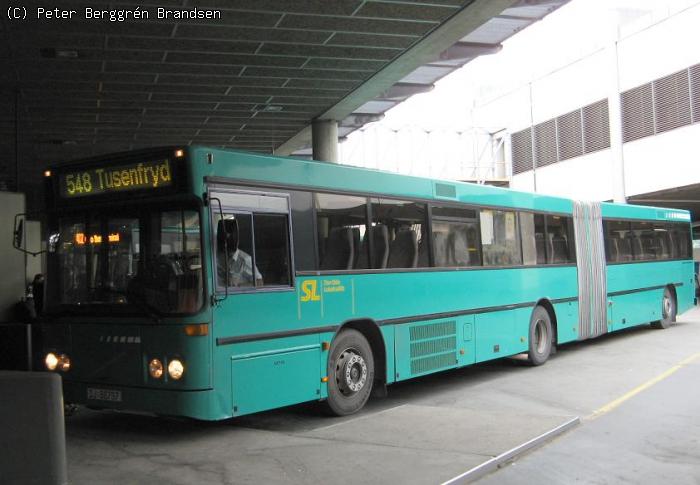 Norgesbuss B111, Oslo Bussterminal - Rute 548