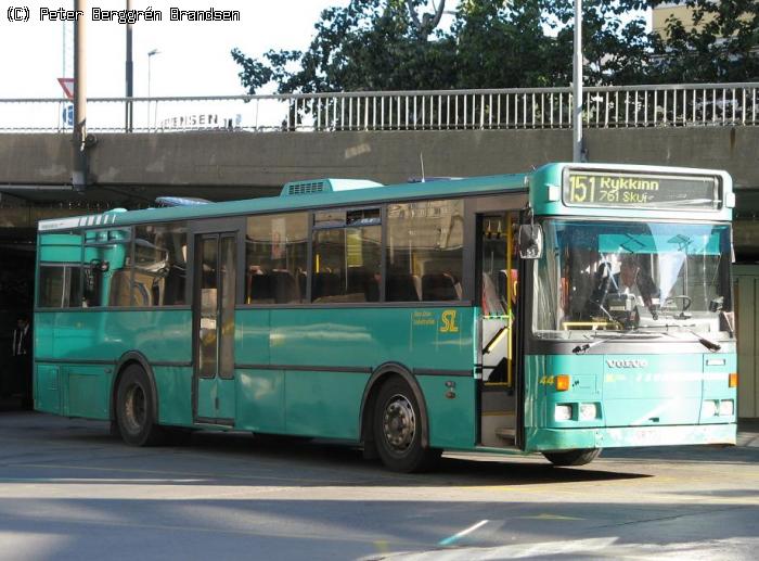 Norgesbuss	44,	Oslo Bussterminal	- Rute	151