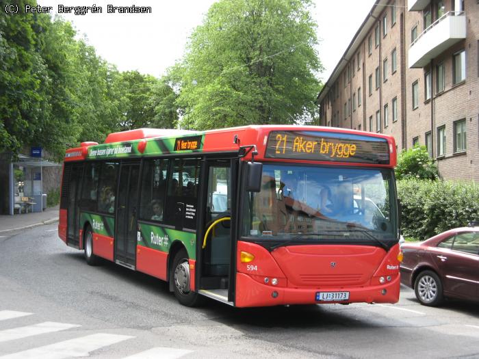 Unibuss 594, Carl Berners Plass - Linie 21