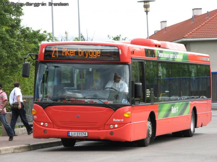 Unibuss 595, Helsfyr - Linie 21