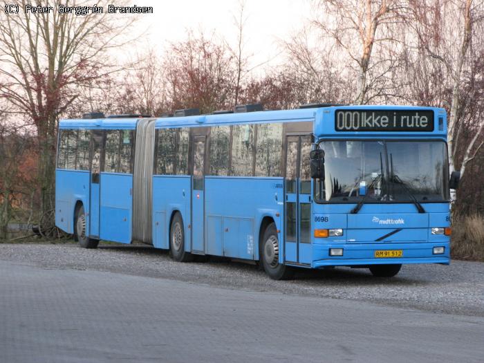 Arriva 8698, garagen i Hornslet