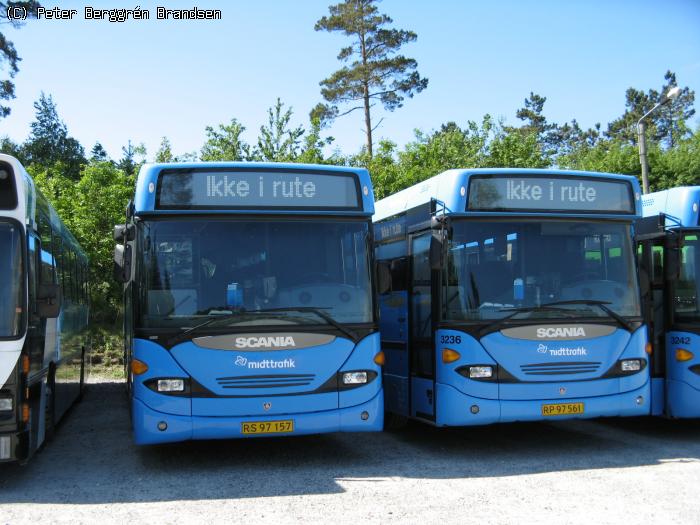 Wulff Bus 3243 & 3236, Rostved garage