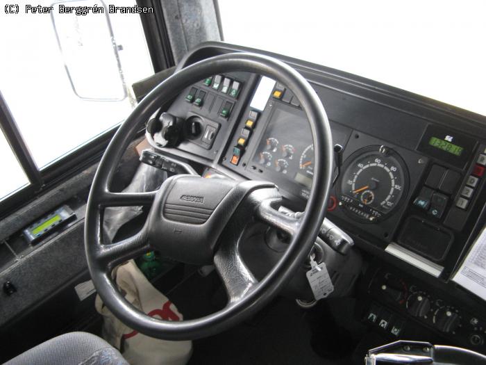 Netbus XJ96118, Chaufførplads