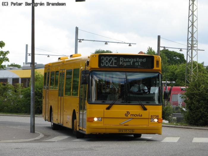 De Hvide Busser 8736, Hillerød St. - Linie 382E