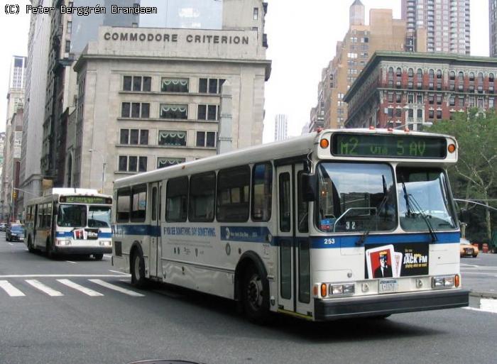 MTA 253, Broadway/West 24th St. - Linie M2