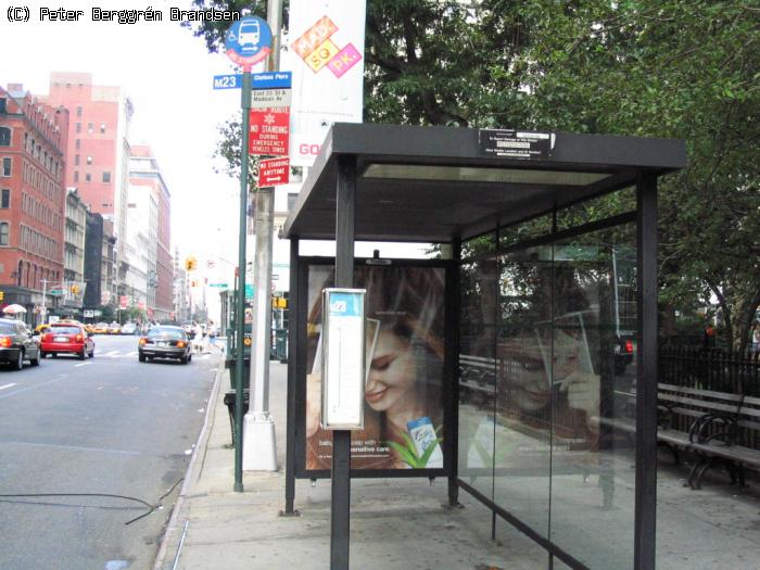 Busstoppsted, East 23rd St/Madison Avenue